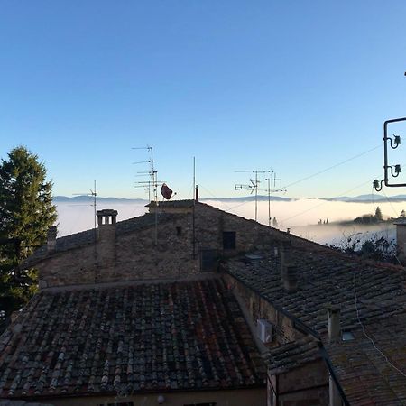 Apartamento Casa Nel Centro Storico San Gimignano Exterior foto
